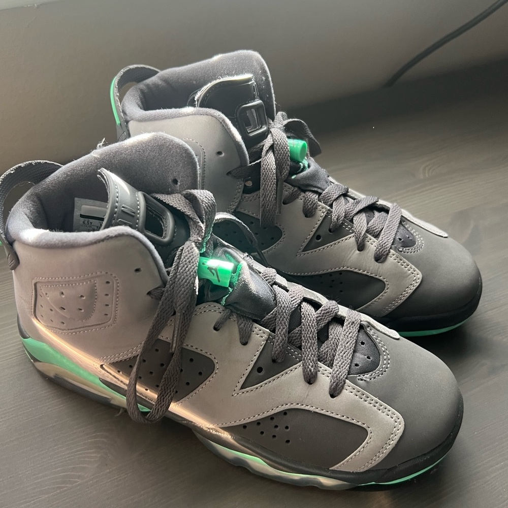 2016 Air Jordan 6’s GS ‘Green Glow’